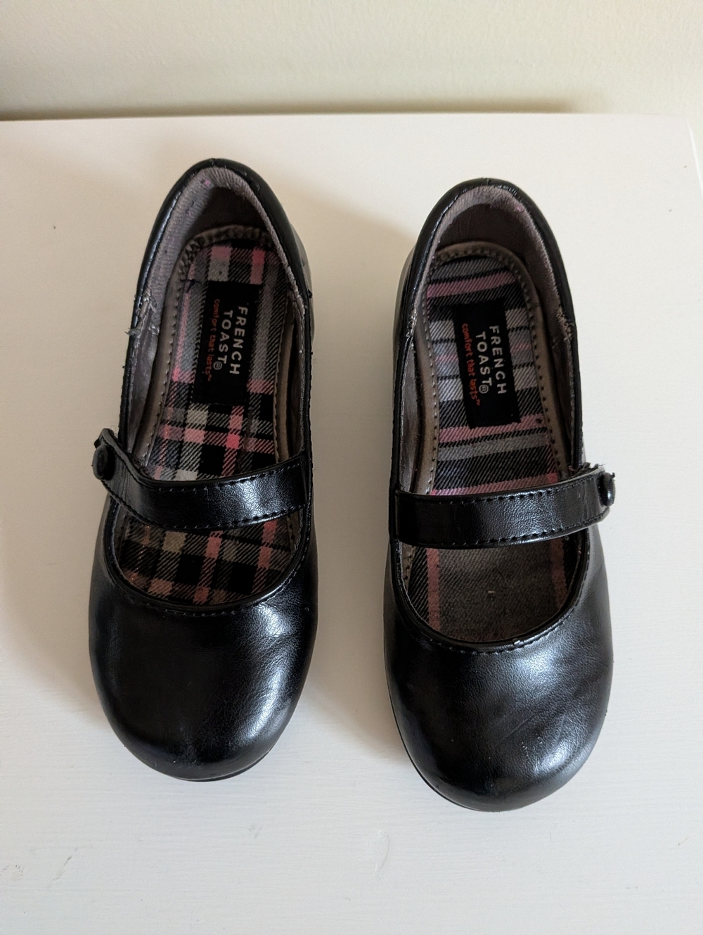 French Toast Black Shoes with Pink Plaid Lining